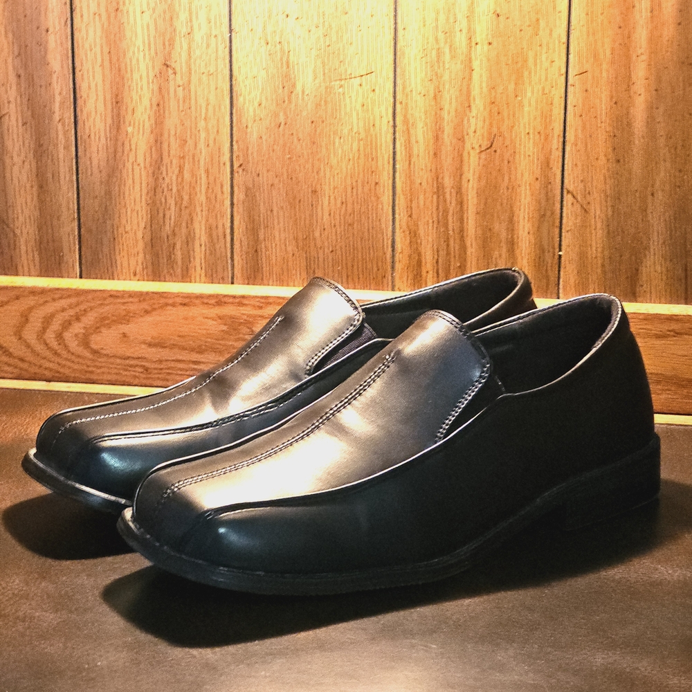 Stacy Adams Sleek Black Slip-On Loafers